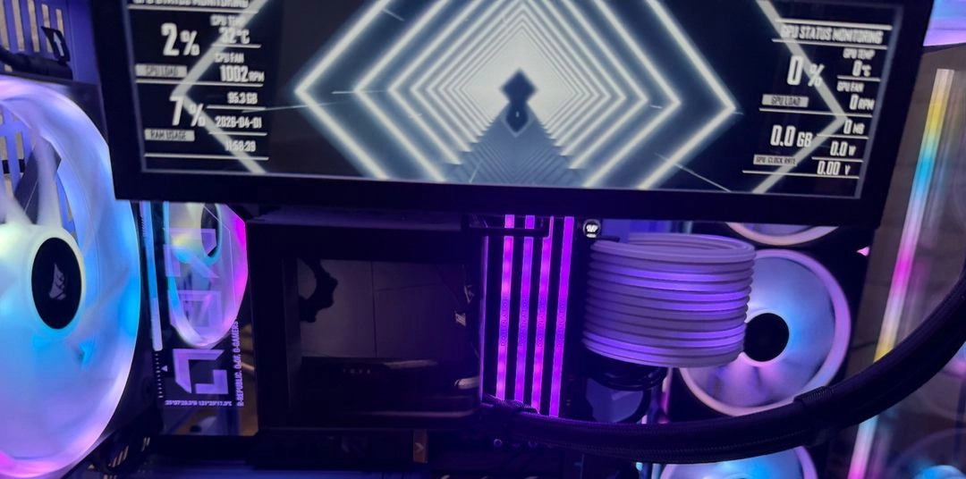 285K 도미네이터 96G P51 1tb 990Pro 2tb 글카 제외 커세어 감성 반본채 - 안심되는 중고거래