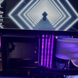 285K 도미네이터 96G P51 1tb 990Pro 2tb 글카 제외 커세어 감성 반본채 이미지