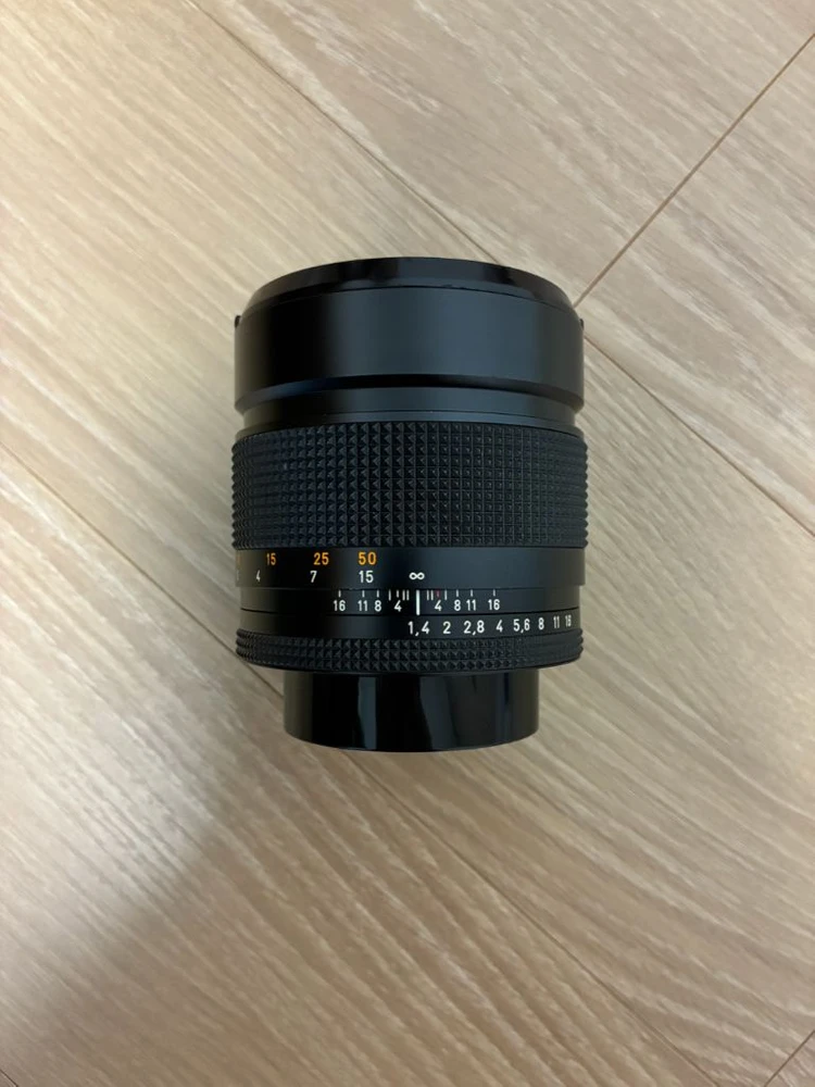 콘탁스 플라나 85mm f1.4 이미지