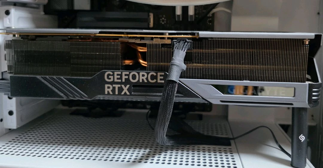 기가바이트 rtx 4090 게이밍 oc - 안심되는 중고거래