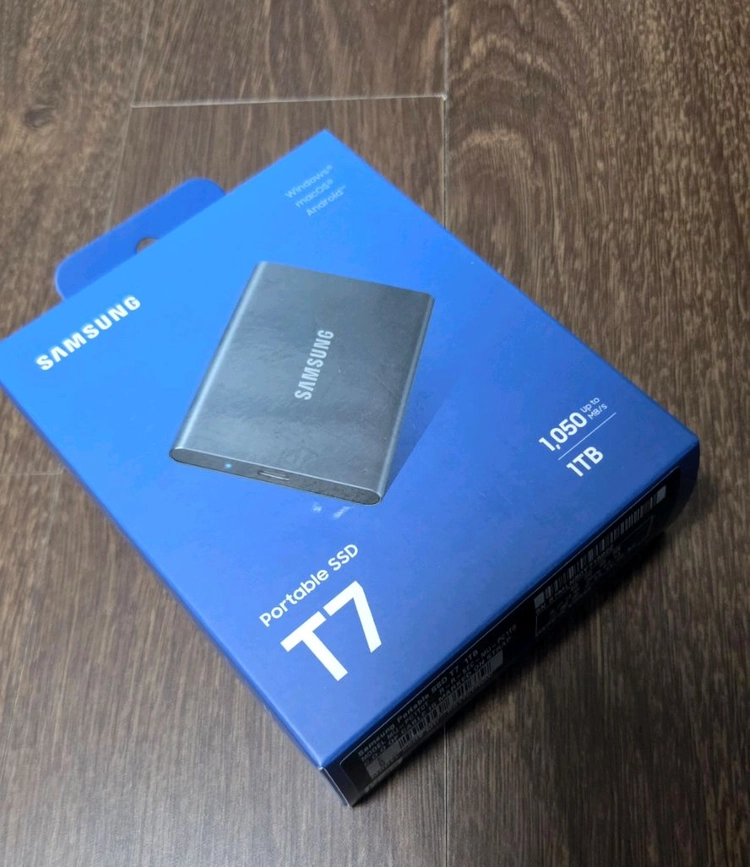삼성 T7 포터블 SSD 1TB 이미지