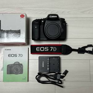 캐논 정품 EOS 7D DSLR카메라 + BG-E7 세로그립 이미지