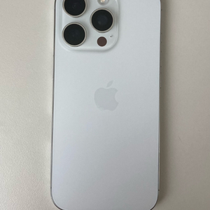 아이폰 16프로 256GB 화이트 티타늄 이미지