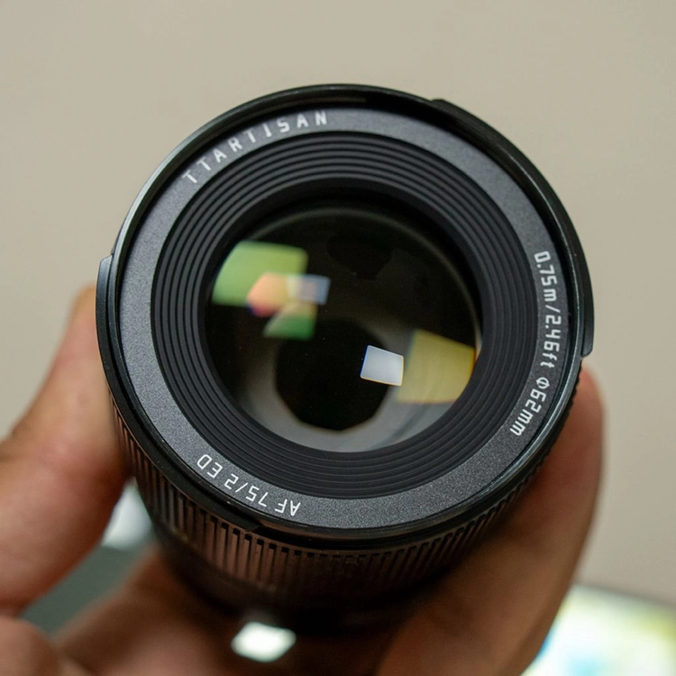[소니] TTArtisan 75mm F2 이미지