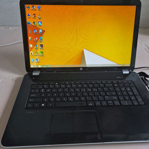 HP Pavilion 노트북 AMD A6-5350M 17인치 팝니다 이미지