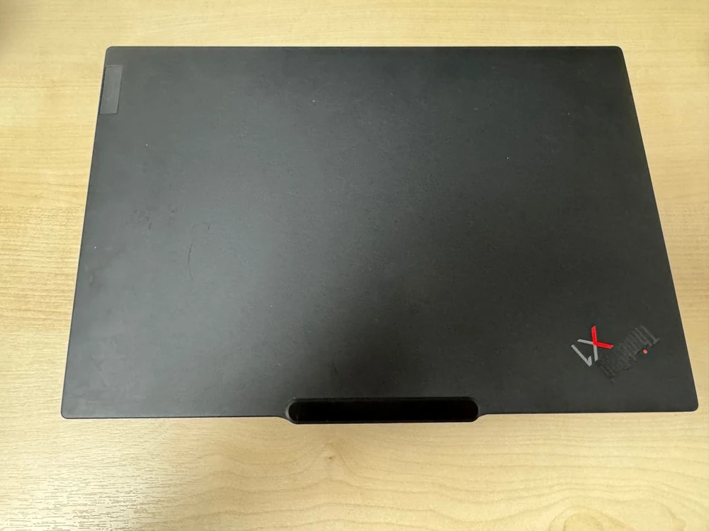 thinkpad x1 carbon gen12 노트북 이미지