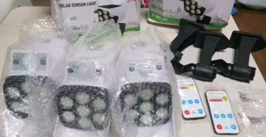 LED 조명 태양광 5개 30000원 이미지