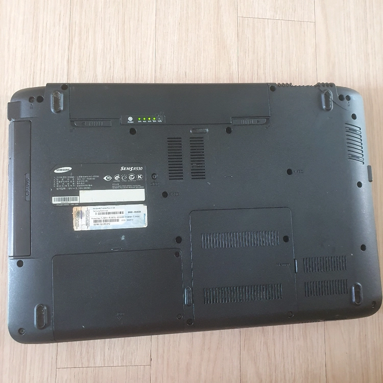 삼성 15.6인치 128SSD 노트북 부품용 작동함 오피스 원도우10 PC 이미지