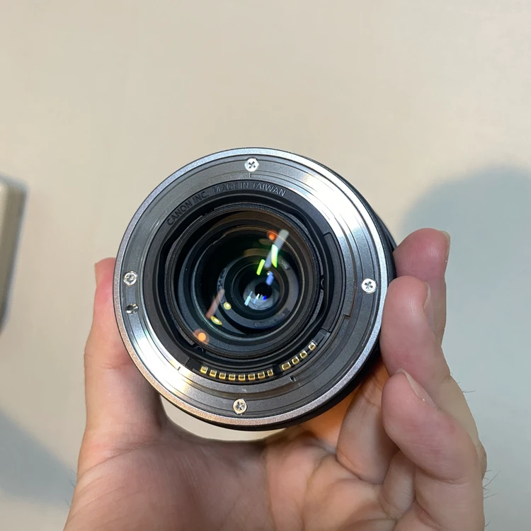 캐논 EOS R6 Mark2 풀박스 + 24-105mm + 배터리 3개 이미지