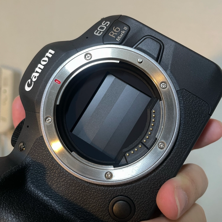 캐논 EOS R6 Mark2 풀박스 + 24-105mm + 배터리 3개 이미지