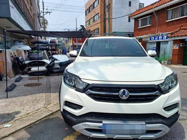 트랩오버랜드,메세타,스토리지웍스 어닝 및 180도.270도 룸텐트,pv5 저상루프랙등 판매합니다 이미지