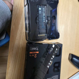 wd black sn850x2tb 방열판 판매합니다. 이미지