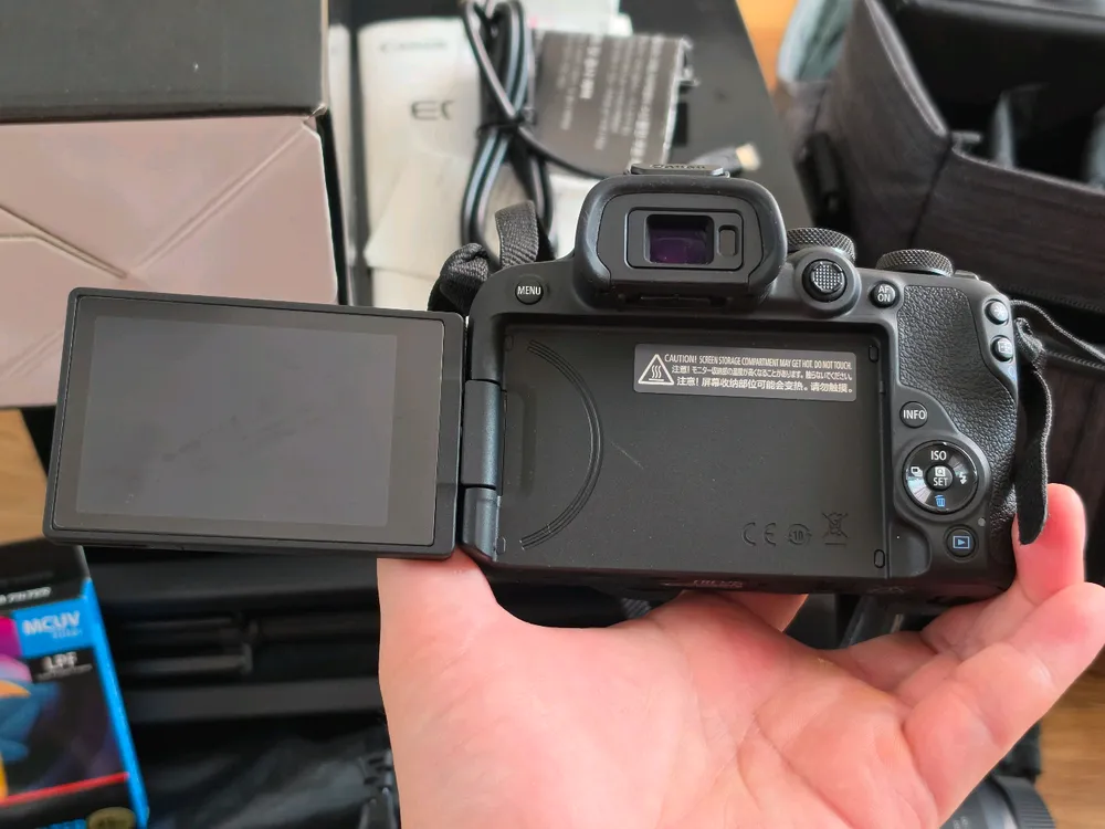 오늘만 이가격 180만원 캐논 EOS R10 가격낮춤 RF-S 18-45mm, RF 100-400mm 팝니다. 부산 이미지