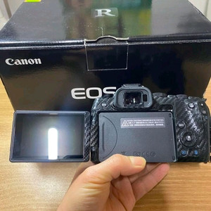 캐논 카메라 R8 거의새것 이미지