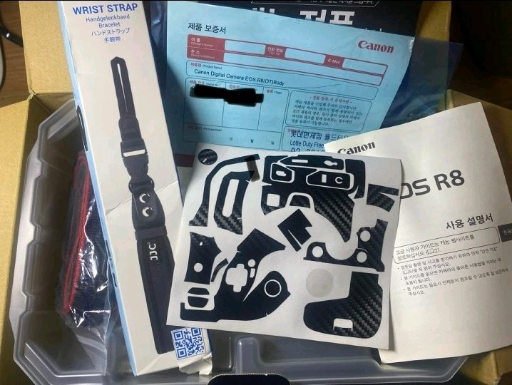 캐논 카메라 R8 거의새것 이미지