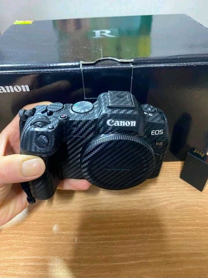 캐논 카메라 R8 거의새것 이미지