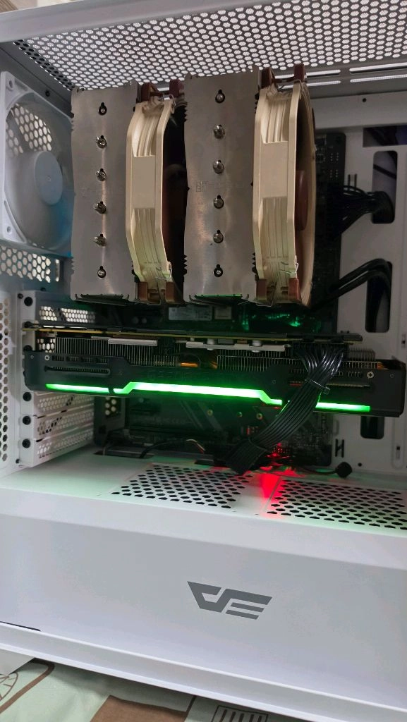 인텔 i5 9600kf rtx2080super 컴퓨터 본체 이미지
