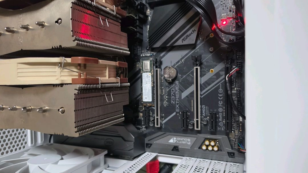 인텔 i5 9600kf rtx2080super 컴퓨터 본체 이미지