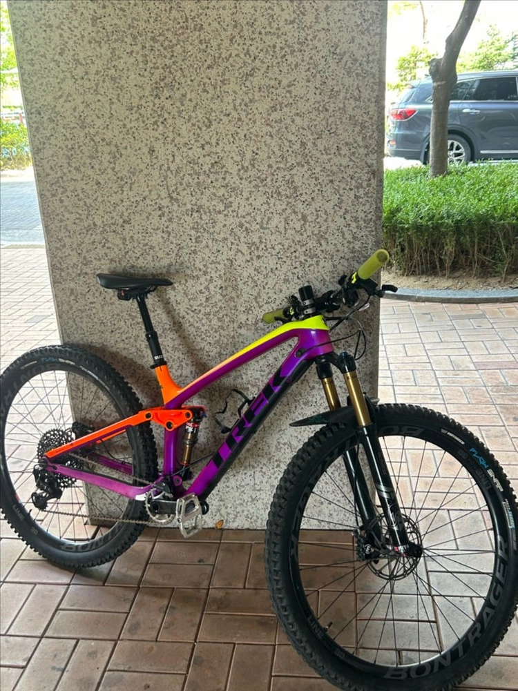 트렉 탑 퓨얼 풀샥 mtb 자전거 판매/대차 이미지