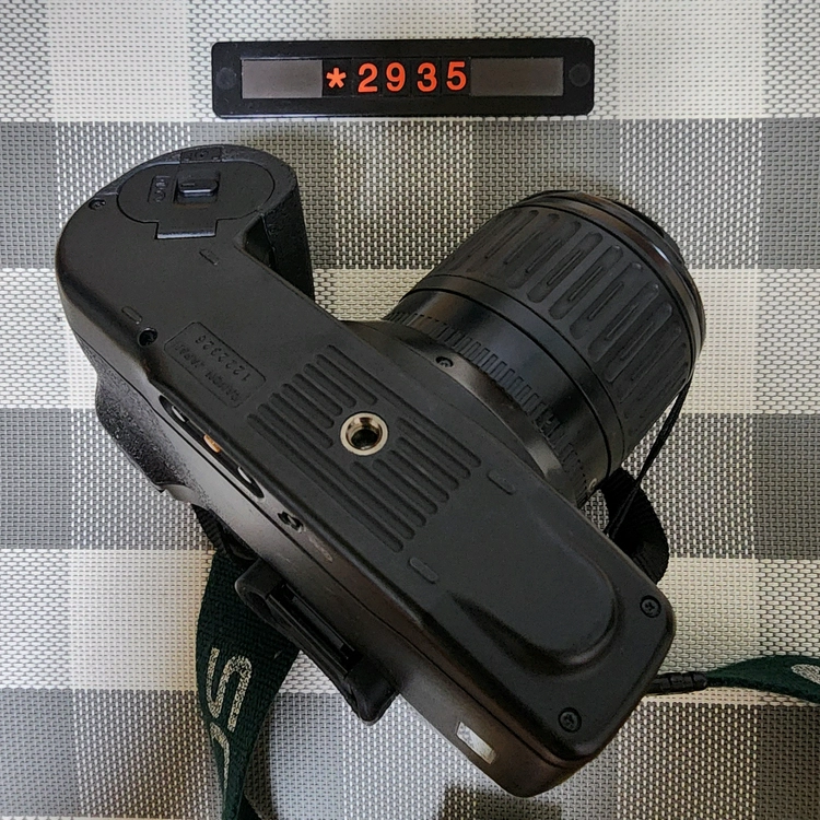 캐논 EOS 10 QD 필름카메라 35~80 줌렌즈 이미지