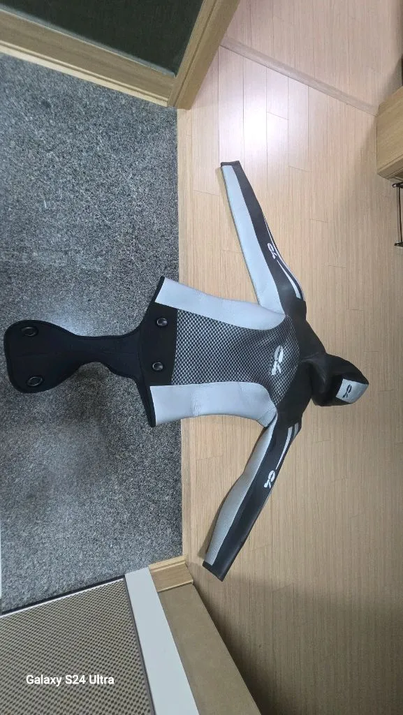 C4 CARBON 여성 프리다이빙 웻슈트 이미지