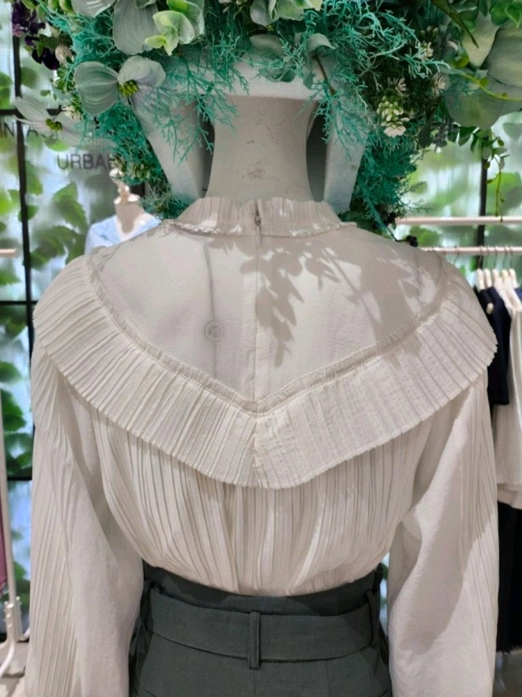 Dewell White Pleat Blouse (New Product) 이미지