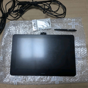 와콤 신티크 프로 액정 타블렛 dth 1620 이미지