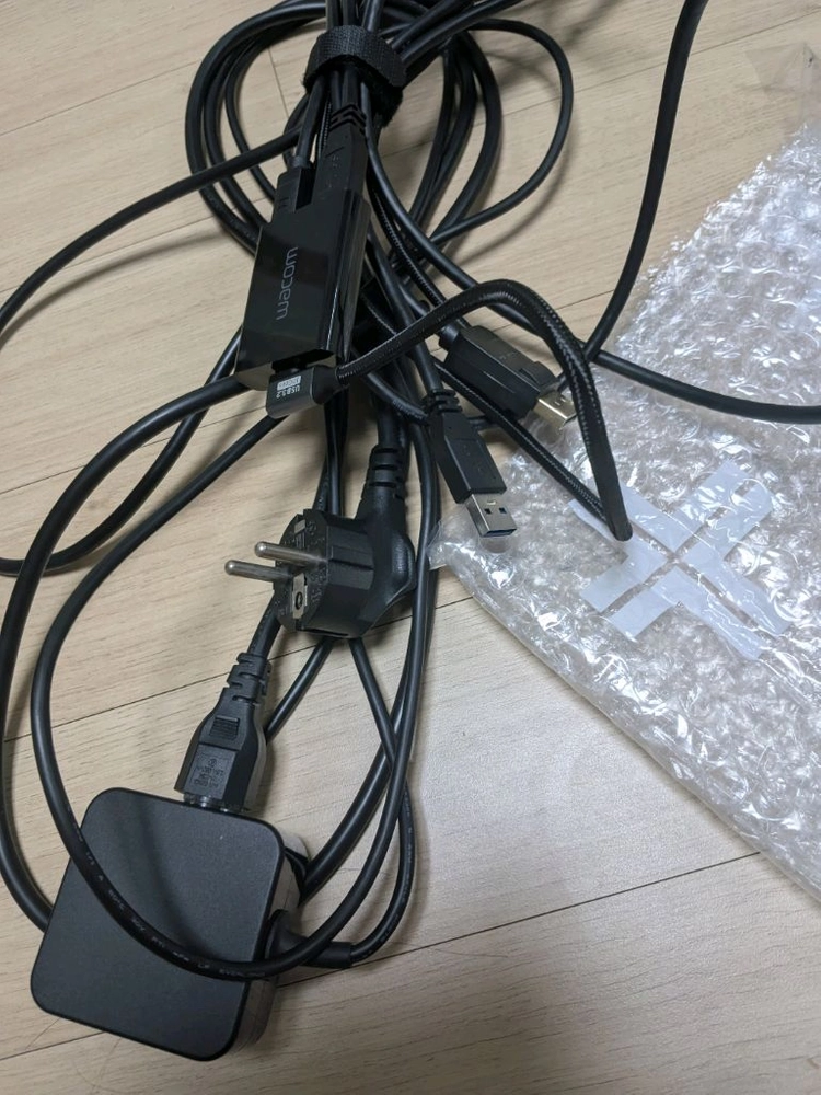 와콤 신티크 프로 액정 타블렛 dth 1620 이미지