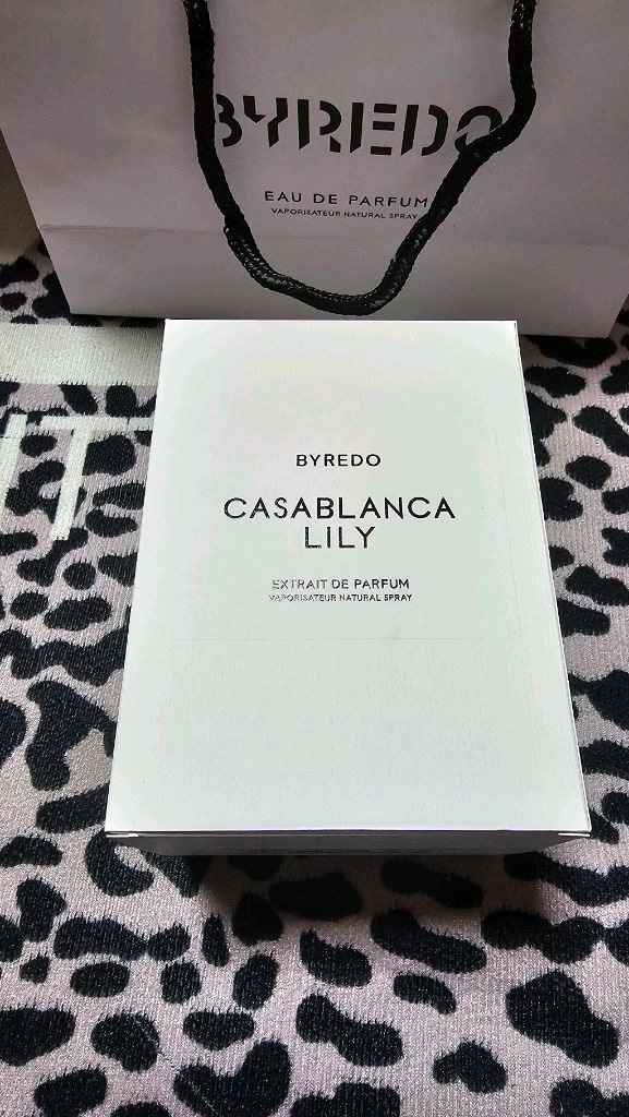 바이레도 카사 블랑카 향수 70ml 미개봉 새상품 쇼핑백 이미지