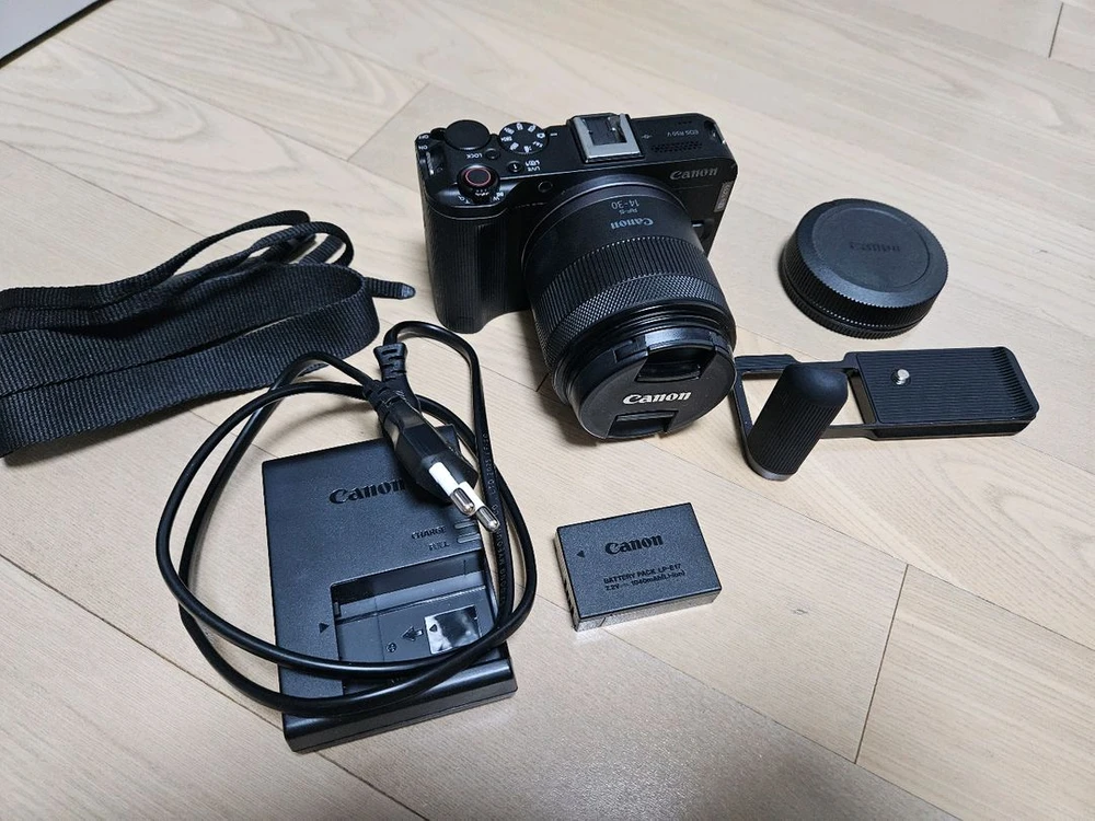캐논 R50V + RF-s14-30 번들킷 이미지