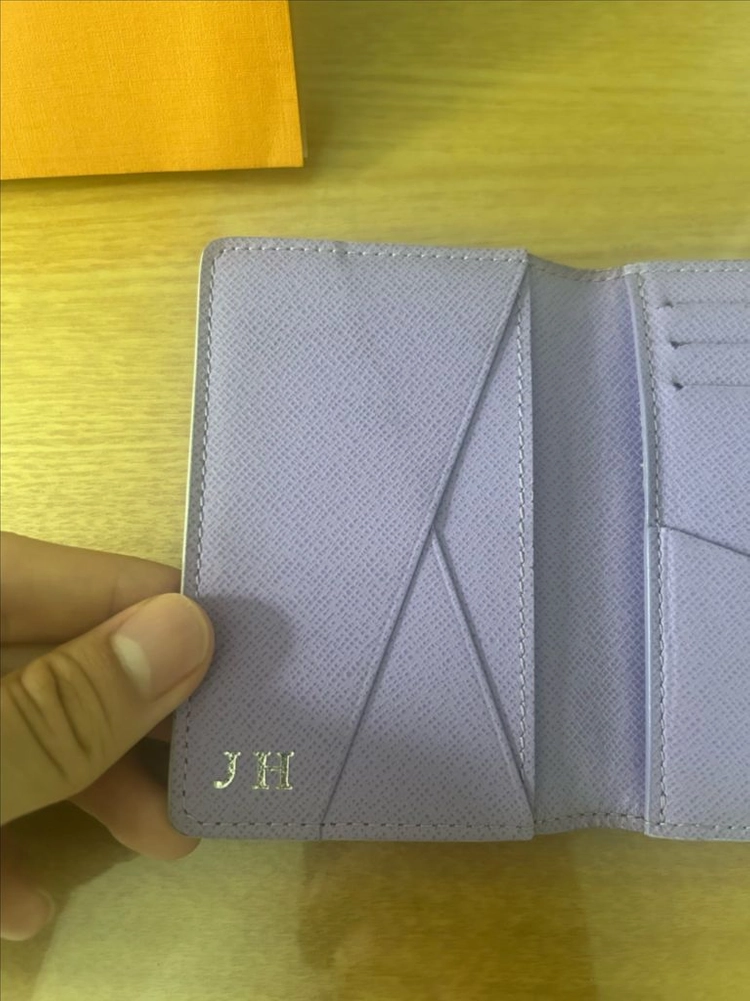 (정품)루이비통 포켓 오거나이저 모노그램 코믹스 코디드 캔버스 한정판 이미지