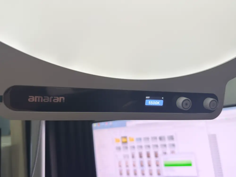 어퓨쳐 아마란 Verge Max 버지 맥스 촬영 조명 이미지