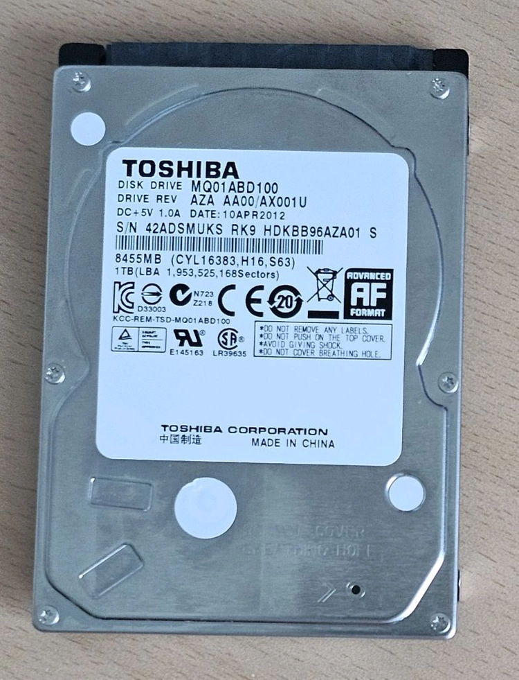 iODD 2541 + 2.5인치 HDD 2개 이미지