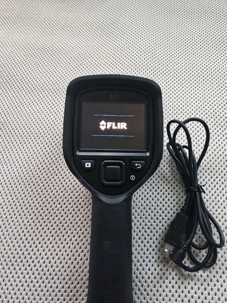 FLIR E4 펌업 열화상카메라 이미지
