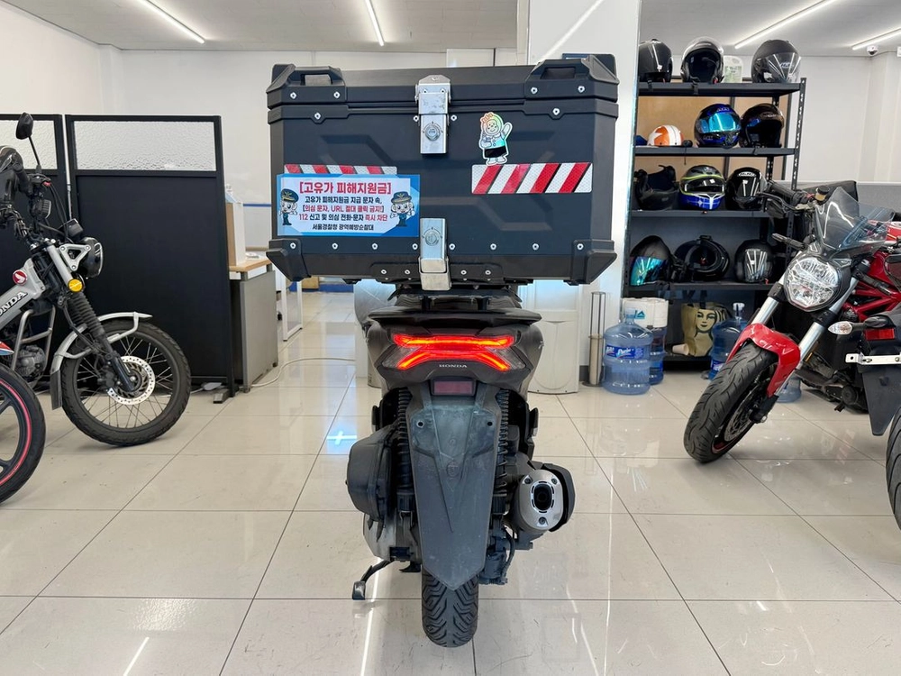 24년식 PCX125 / 38,XXXkm / 배달세팅완료 차량 판매합니다 이미지