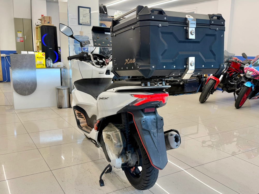 21년식 PCX125 / 31,XXXkm / 배달세팅완료 차량 판매합니다 이미지