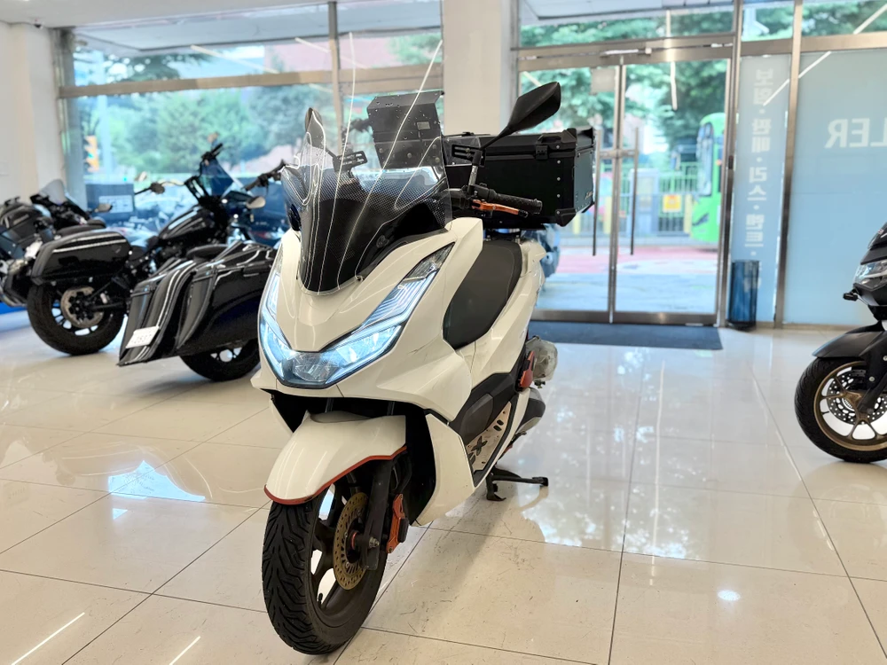 21년식 PCX125 / 31,XXXkm / 배달세팅완료 차량 판매합니다 이미지