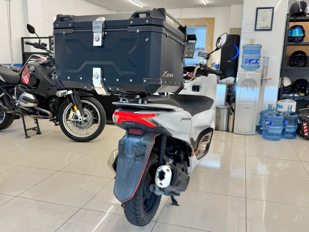 21년식 PCX125 / 31,XXXkm / 배달세팅완료 차량 판매합니다 이미지