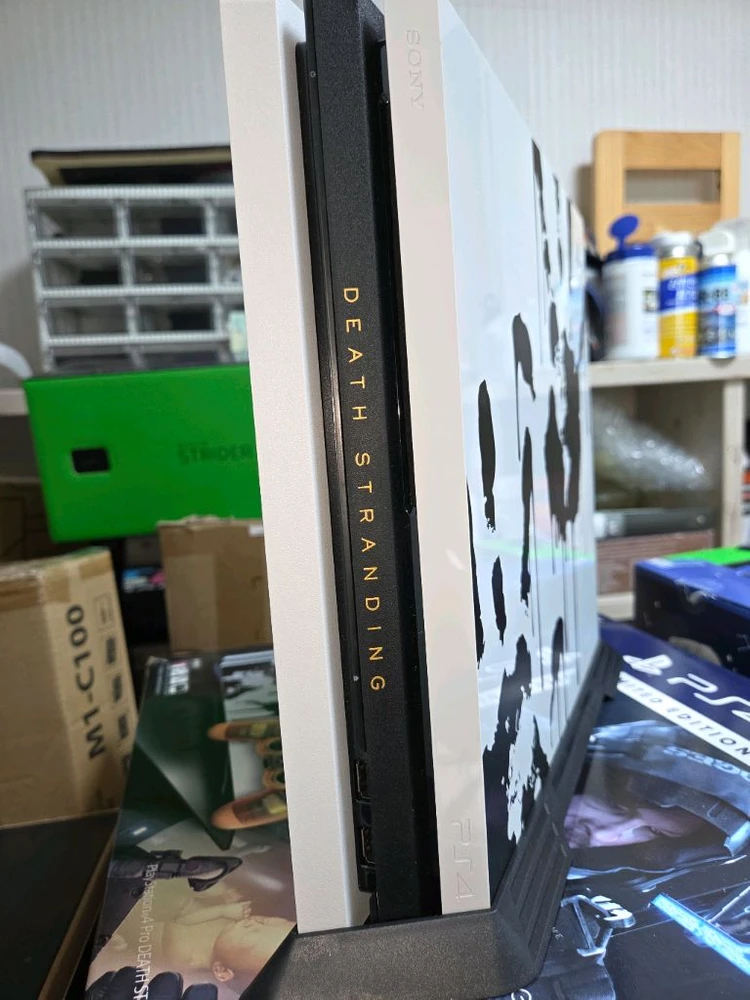 PS4 PRO 데스스트랜딩 에디션+레이저 라이주 얼티메이트 이미지