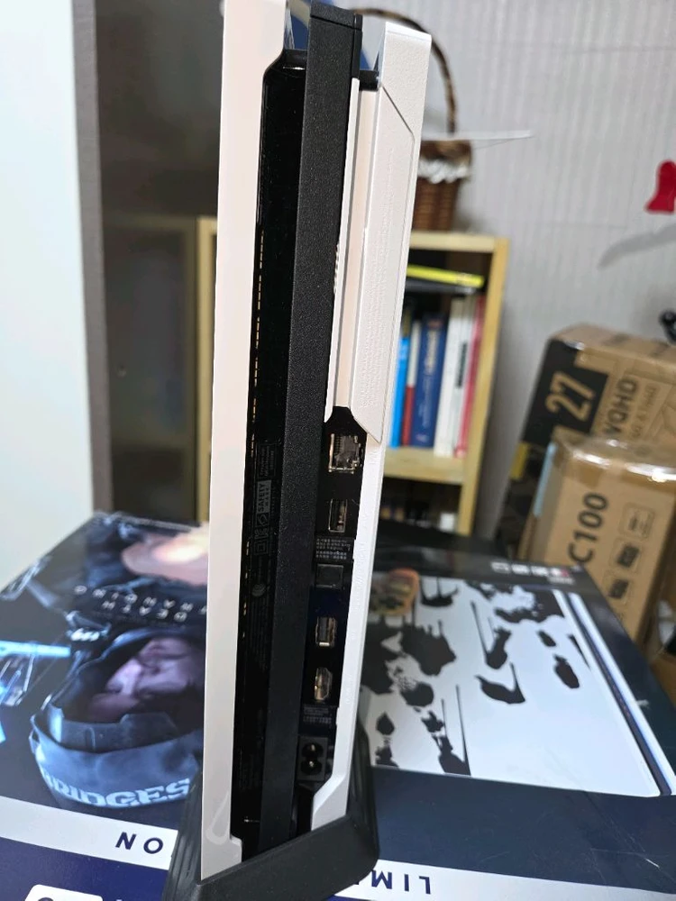 PS4 PRO 데스스트랜딩 에디션+레이저 라이주 얼티메이트 이미지