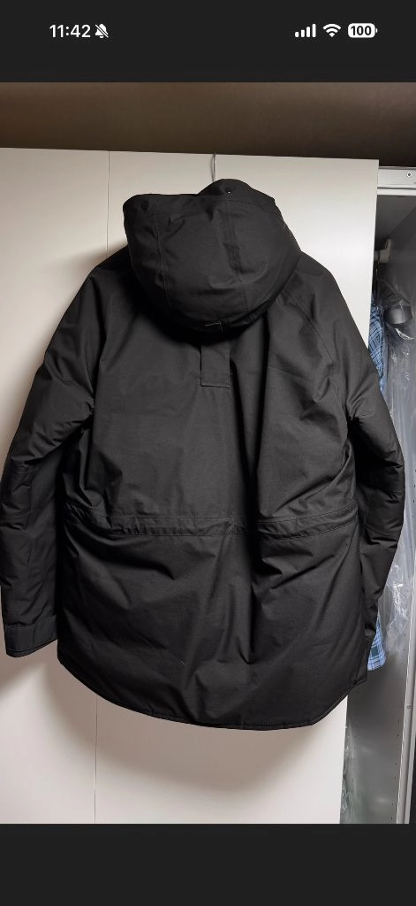 스톤아일랜드 20FW 립스탑 고어텍스 다운 자켓 블랙 / SIZE : L 이미지