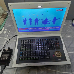 엘프 E-808 디지털 반주기 이미지