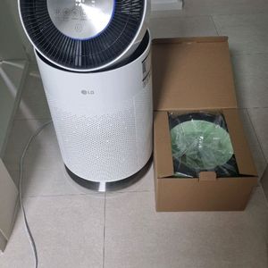 LG퓨리케어 360 1단 공기청정기. A급 과 새필터 포함 판매 이미지