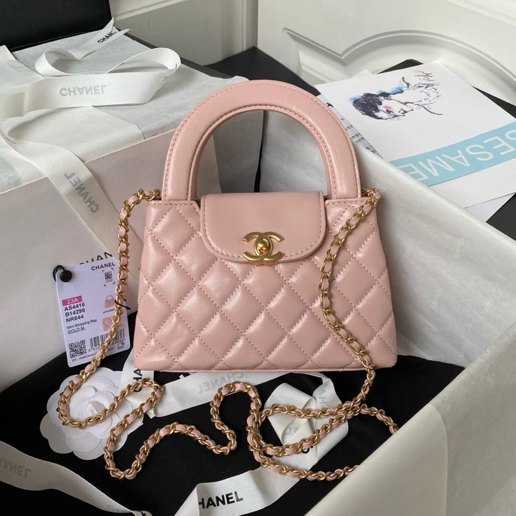 샤넬 켈리백 3컬러 화이트 핑크 블랙 이미지