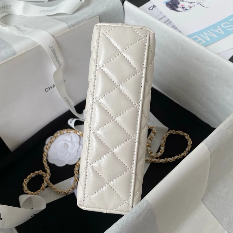 샤넬 켈리백 3컬러 화이트 핑크 블랙 이미지