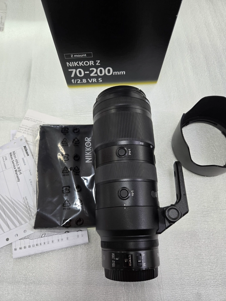 니콘 Z마운트 망원 줌렌즈 70-200mm f/2.8 이미지
