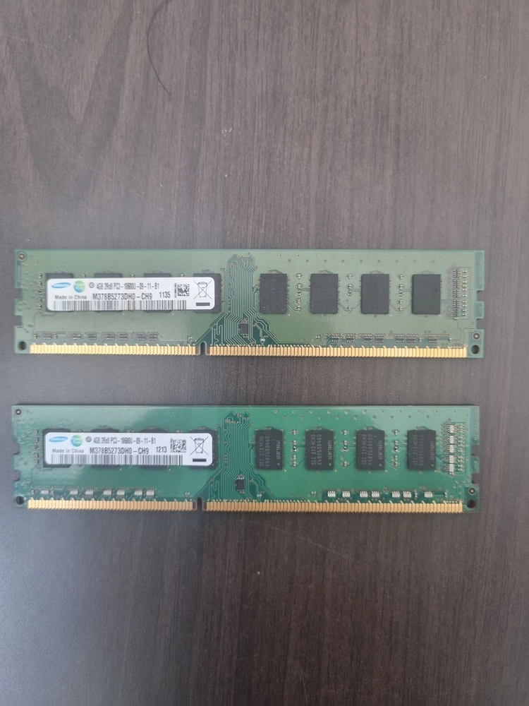 DDR3 4GB 메모리 2개 세트 이미지