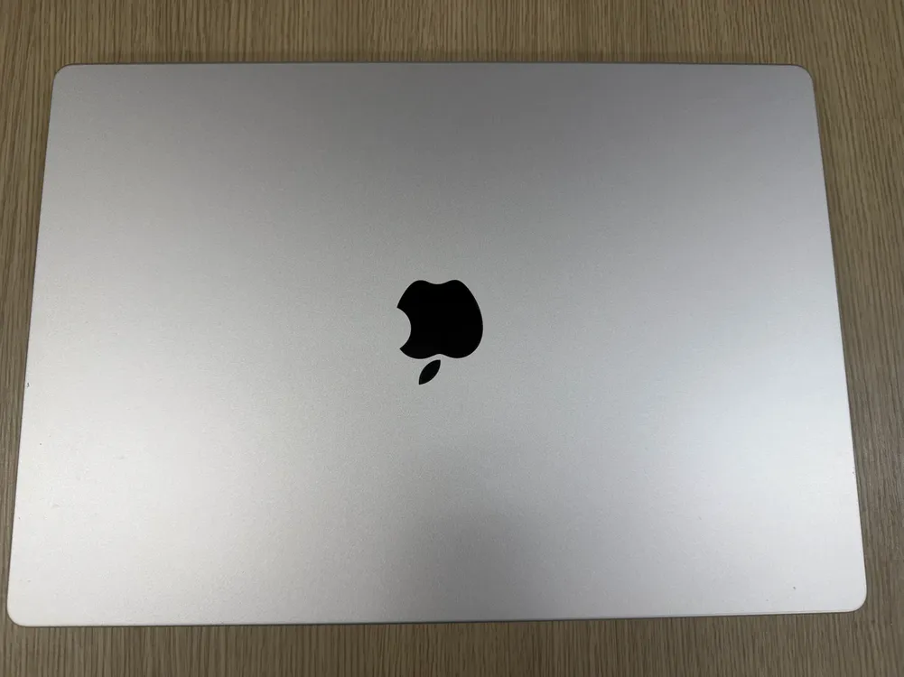 맥북프로 16 m4max 풀칩 48 RAM / 1 TB ssd 이미지