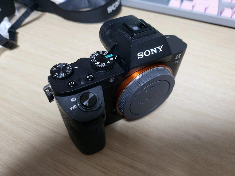 소니 A7m2 (a7ii) 미러리스 바디 이미지