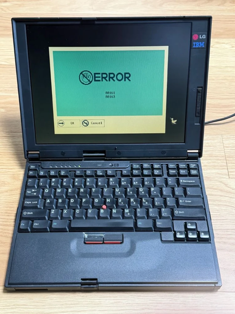 LG IBM ThinkPad 560 초경량 클래식 노트북 / 희귀 LG IBM 모델 / 레트로 노트북 이미지
